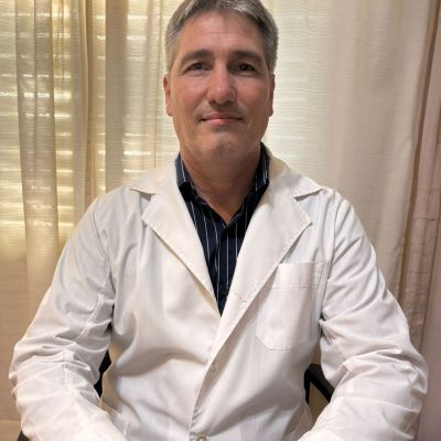 Dr Lucas Pratta